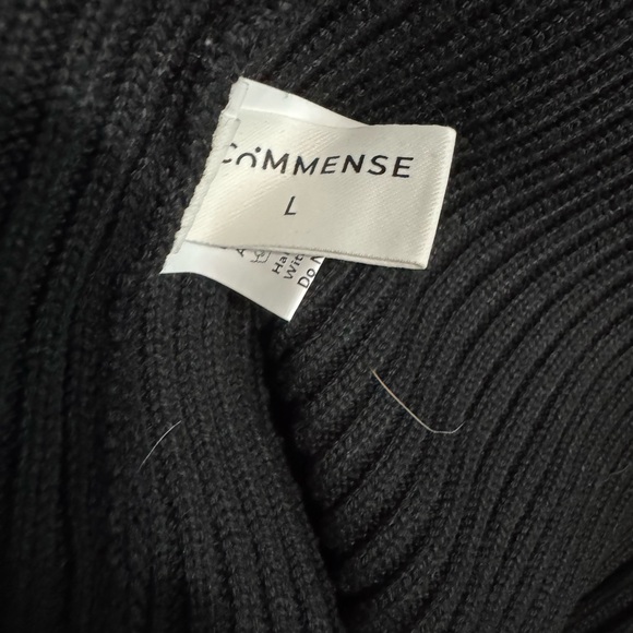 Commense Black Ribbed Set - Picture 4 of 5